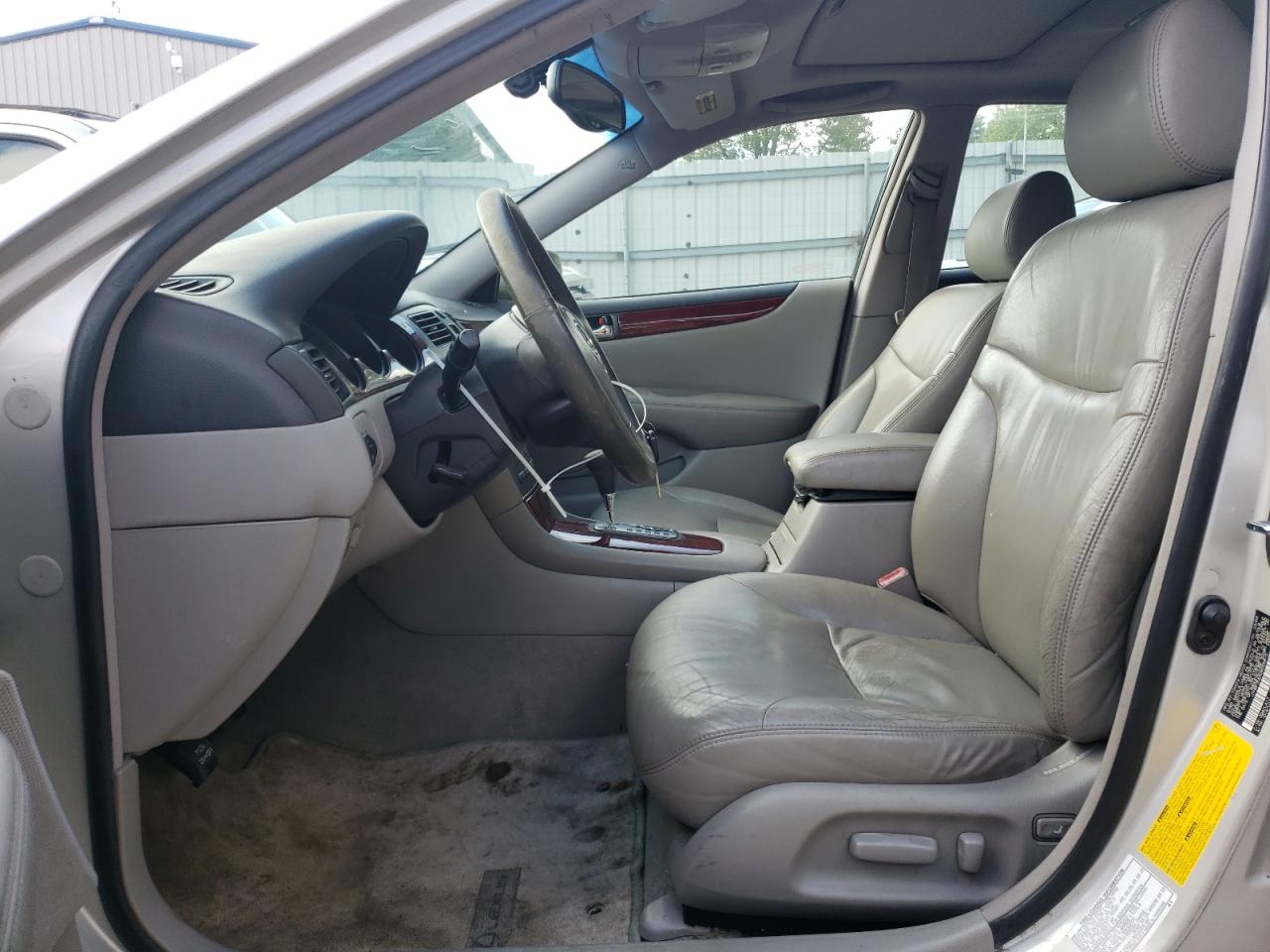 2003 LEXUS ES 300 - JTHBF30GX36006815