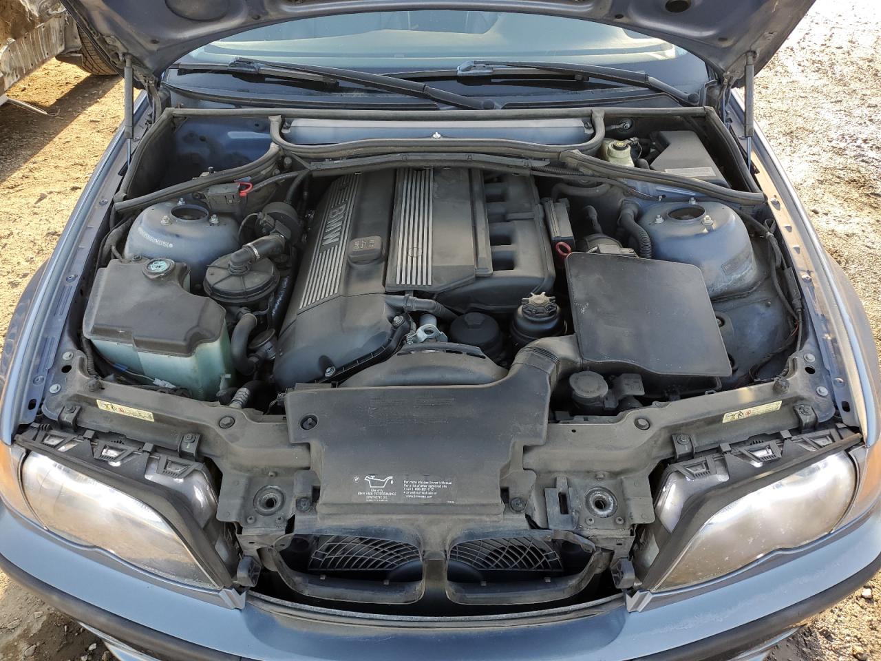 2004 BMW 330 I - WBAEV53464KM33154