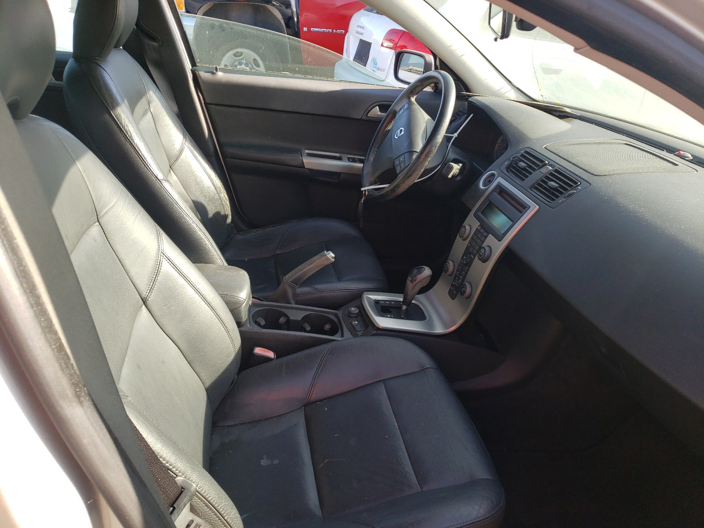 2005 VOLVO S40 T5 - YV1MS682952046002