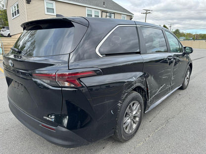 2023 TOYOTA SIENNA LE - 5TDKRKEC5PS167054