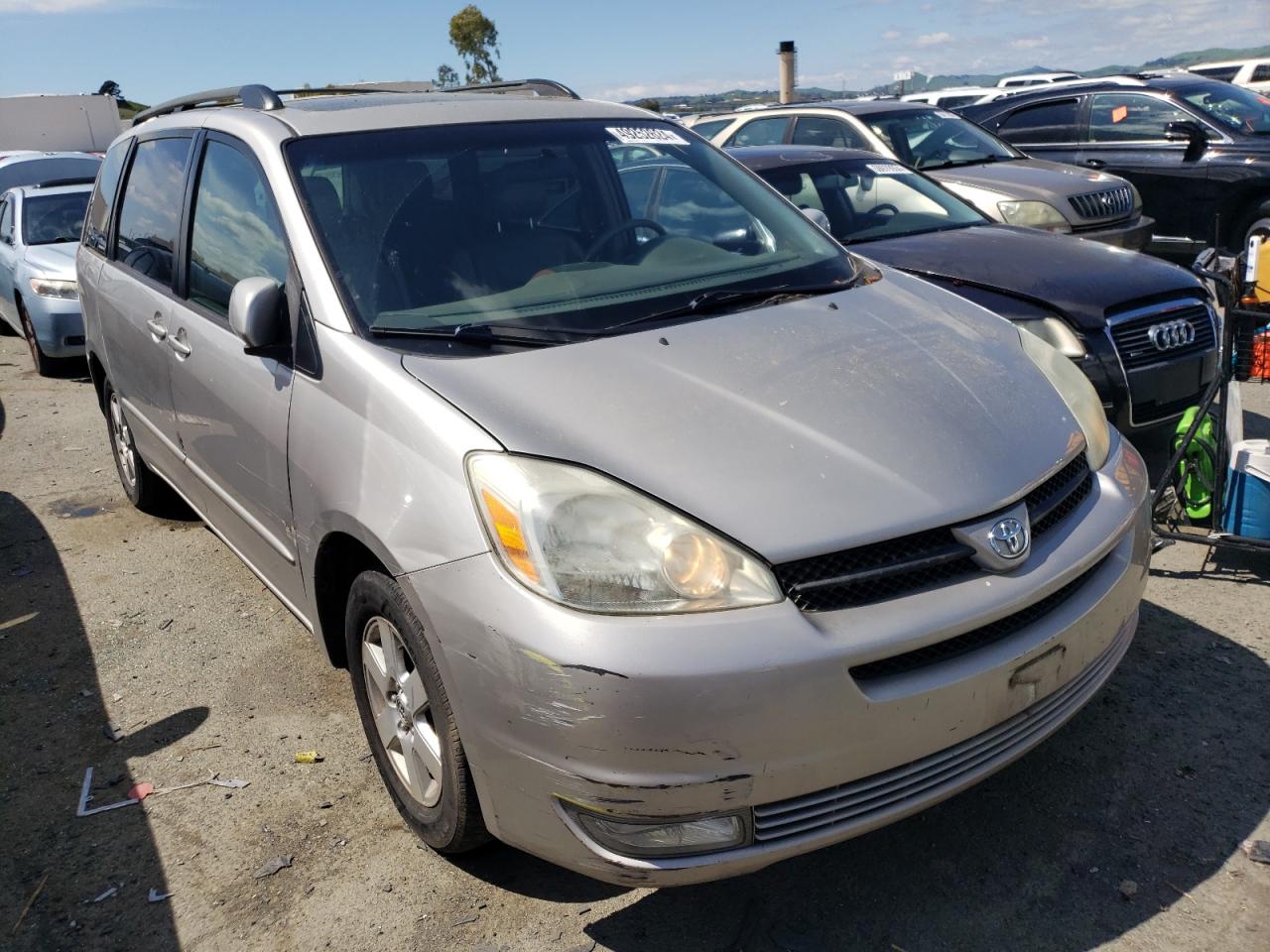 2004 TOYOTA SIENNA XLE - 5TDZA22C94S133706