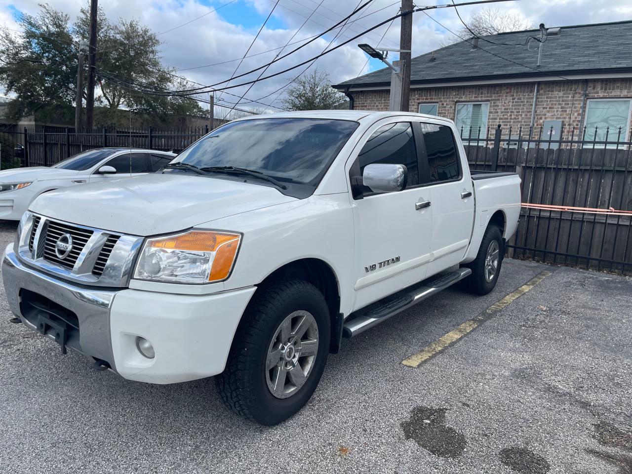 2011 NISSAN TITAN S - 1N6BA0ECXBN307641