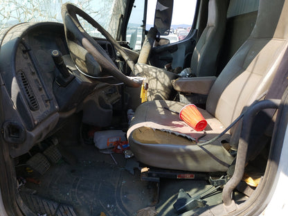 2007 FREIGHTLINER M2 106 MED - 1FVHCYDC87DY04454