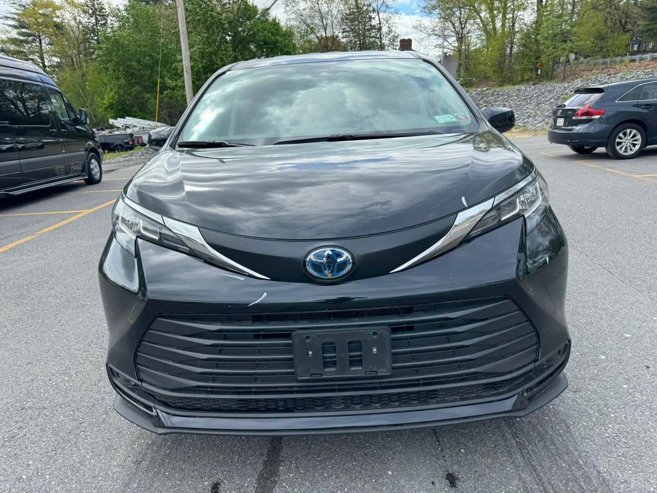 2023 TOYOTA SIENNA LE - 5TDKRKEC5PS167054