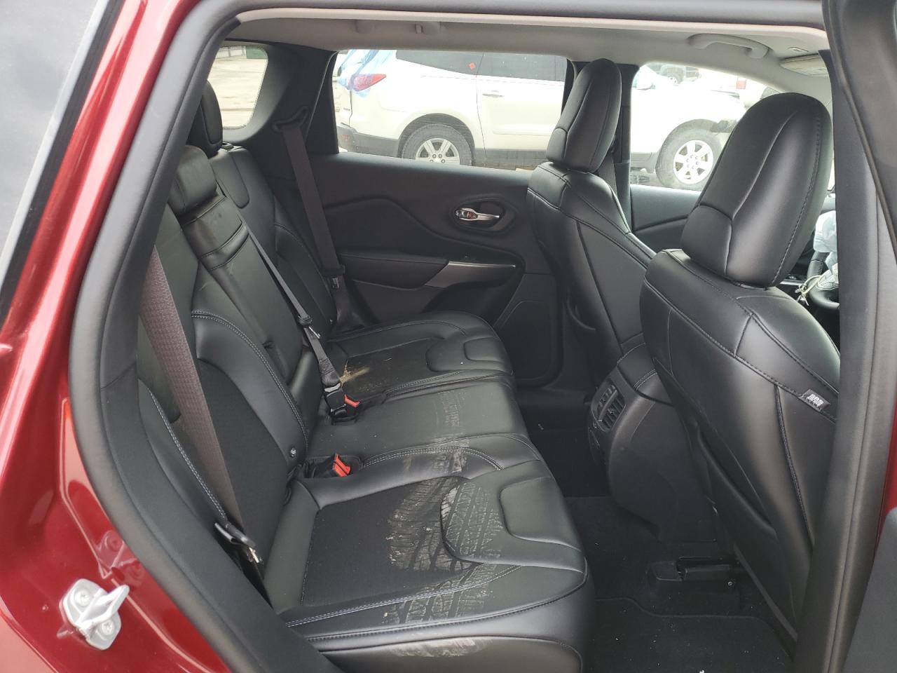 2019 JEEP CHEROKEE L - 1C4PJLLB1KD145988