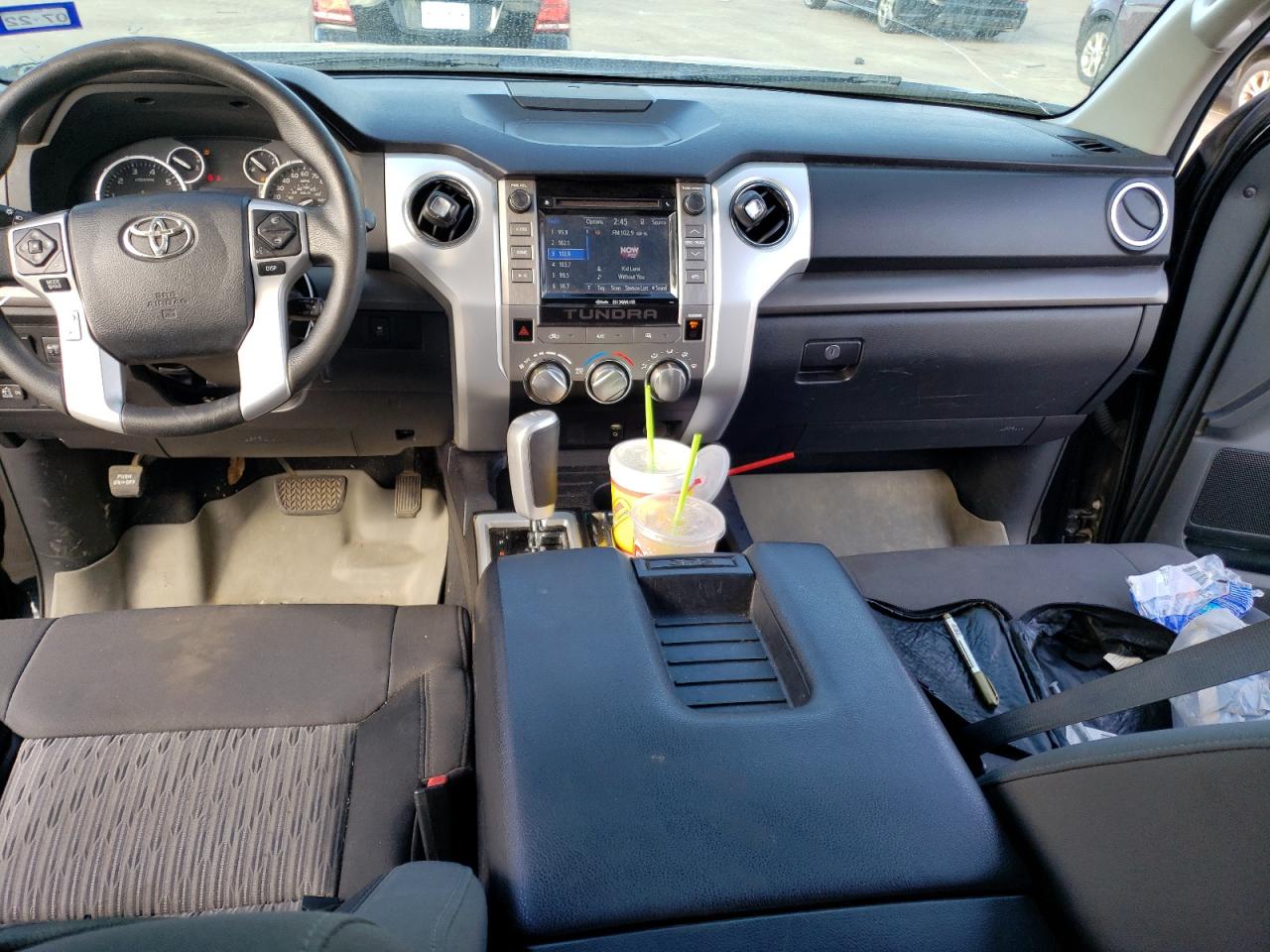 2017 TOYOTA TUNDRA DOU - 5TFRM5F10HX112051