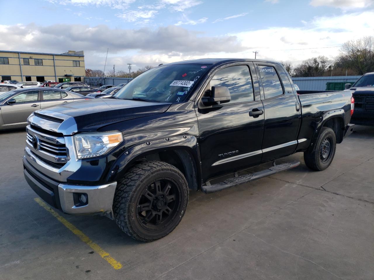 2017 TOYOTA TUNDRA DOU - 5TFRM5F10HX112051