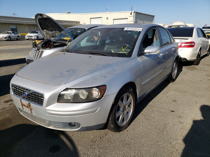 2005 VOLVO S40 T5 - YV1MS682952046002