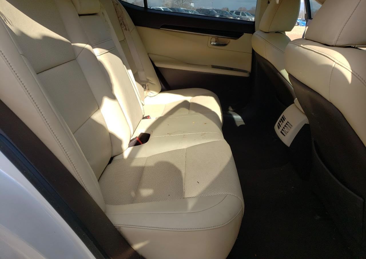 2018 Lexus ES 350 | White | 3.5L V6 FWD Sedan | VIN: 58ABK1GGXJU088615 — photo 7