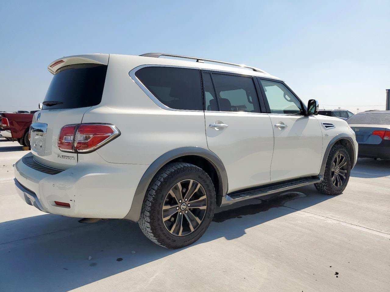 2019 Nissan Armada JN8AY2NC5K9582854 | Platinum | White | 5.6L V8