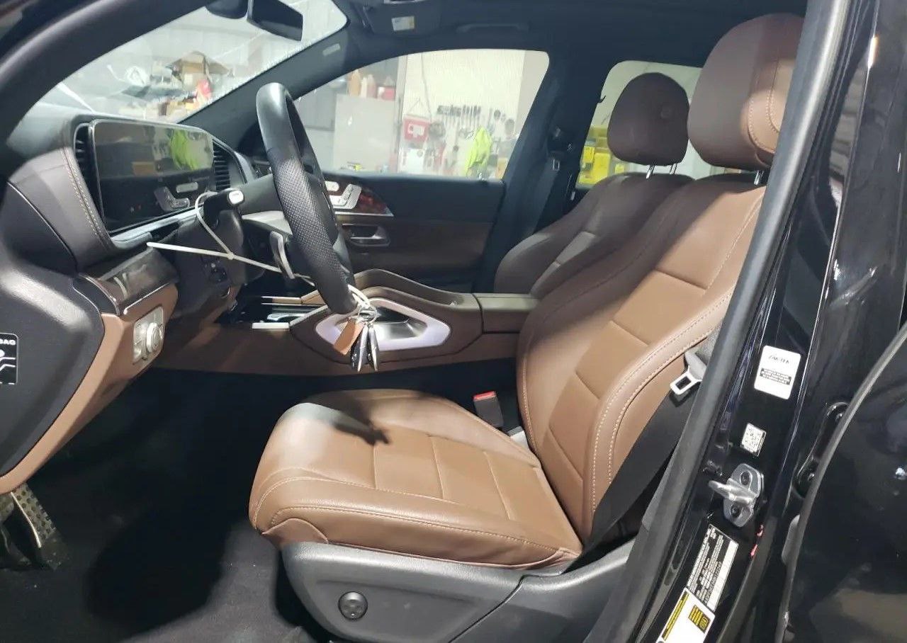 2024 Mercedes-Benz GLS 450 4MATIC | Black | 3.0L AWD | VIN: 4JGFF5KE7RB223406 — photo 6