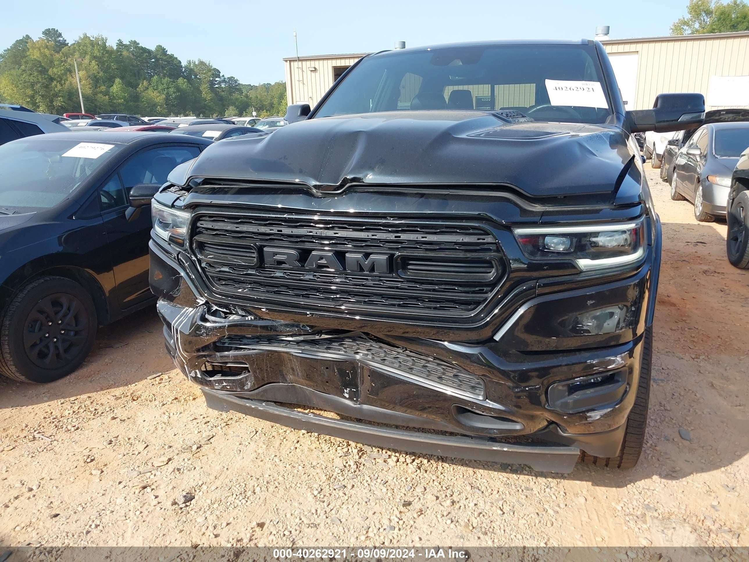 2024 RAM 1500 Limited 4x4 Crew Cab | VIN: 1C6SRFHT2RN182419