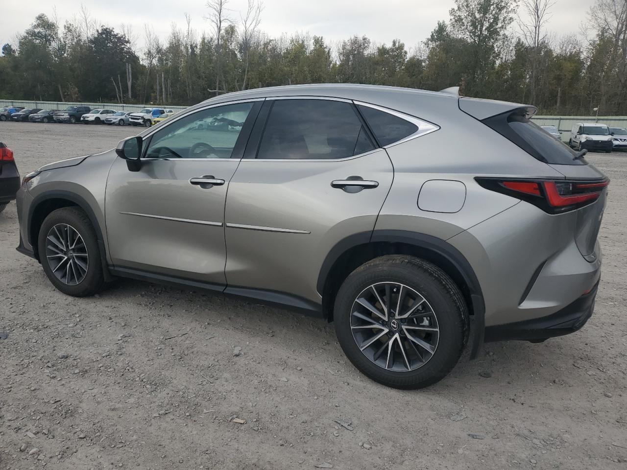 2025 LEXUS NX 350H BA | SILVER | 2.5L 4 | VIN: 2T2GKCEZ3SC035198 — photo 2