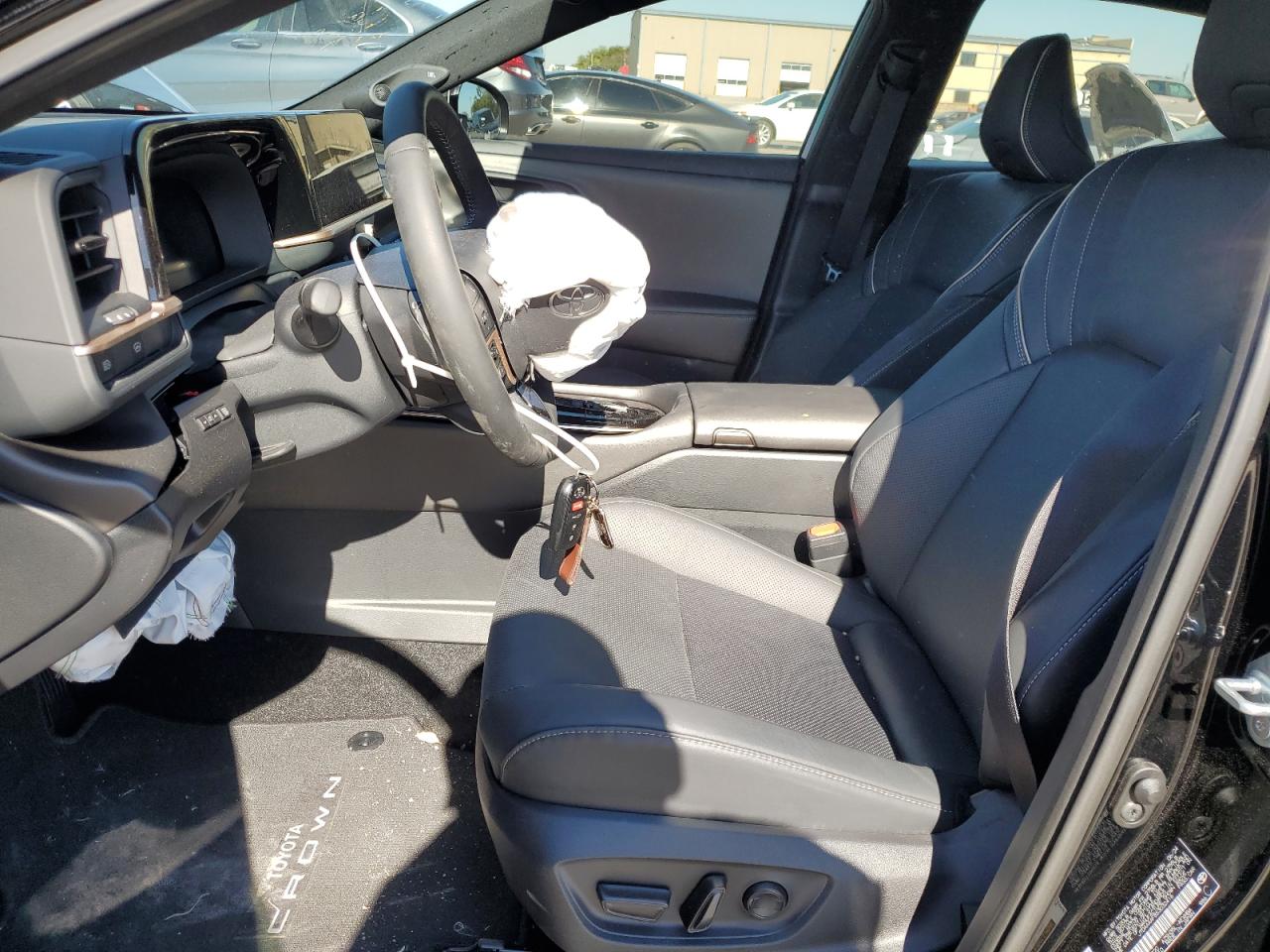 2025 TOYOTA CROWN XLE - JTDAAAAF8S3032416 — photo 7