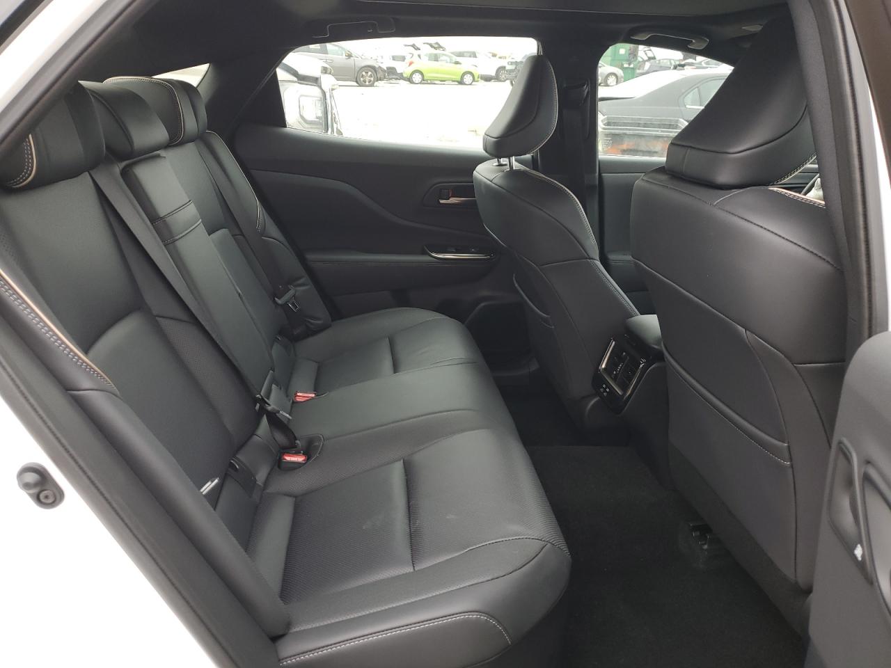 2025 TOYOTA CROWN XLE | WHITE | VIN: JTDAAAAF4S3032316 — photo 10