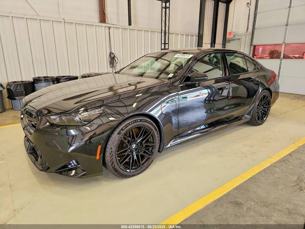 BMW M5 2025 – Low-Mileage IAAI Auction Vehicle | VIN: WBS83FK03SCU77171 — photo 2